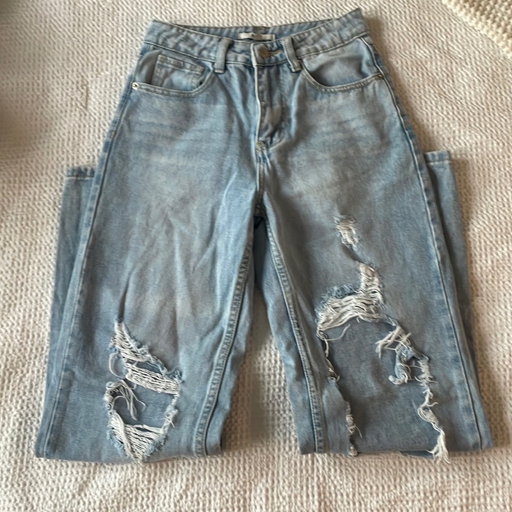 light wash jeans!!!